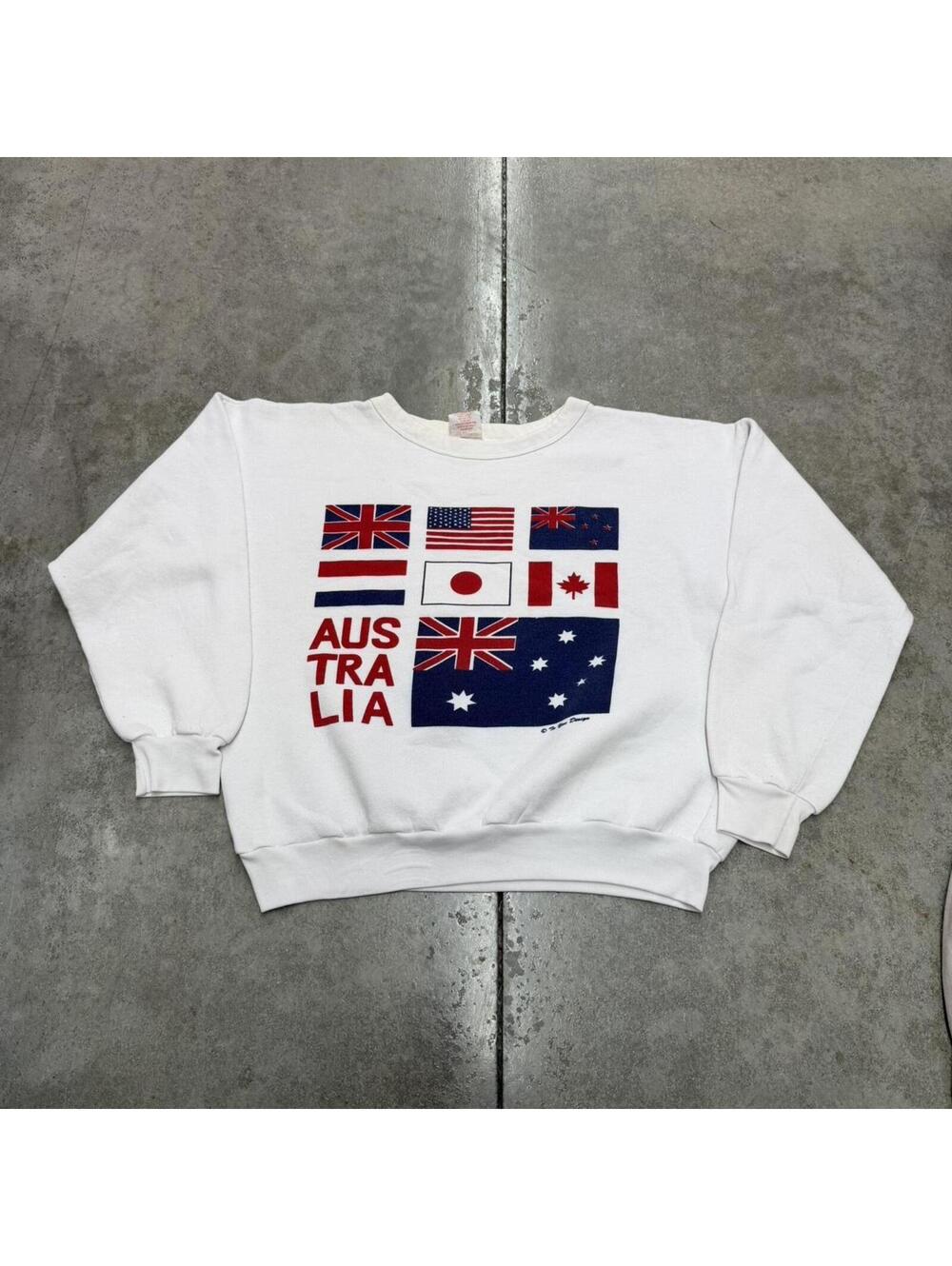 vintage australia destination american japenese canadian flag crewneck large